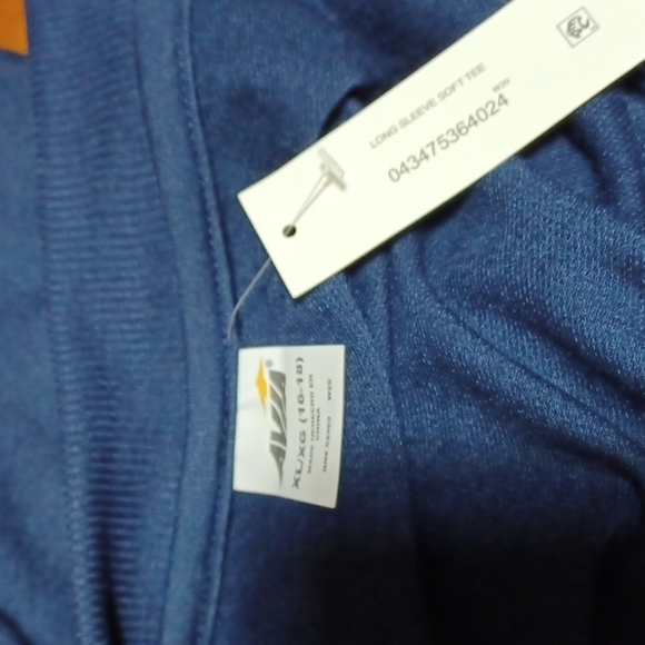 AVIA LONG SLEEVE SOFT TEE SIZE XL (16-18) IN A BEAUTIFUL SOFT BLUE - Picture 8 of 8